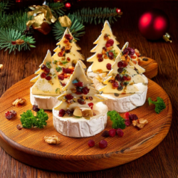 Snacks Navideños, pinos de queso camembert